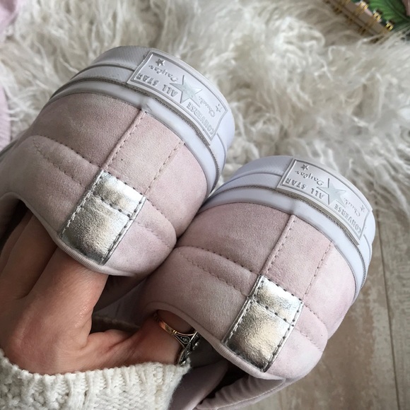 NWT Converse ID Custom Pink low Tops - Picture 6 of 8